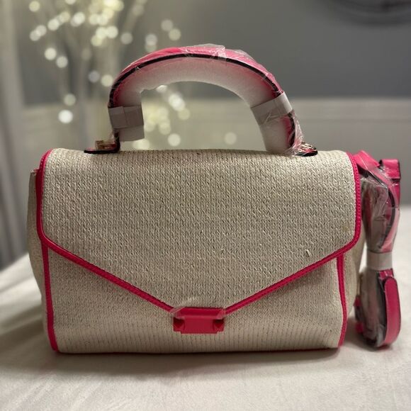 WEAVE Pink Shoulder Bag - Picture 1 of 6